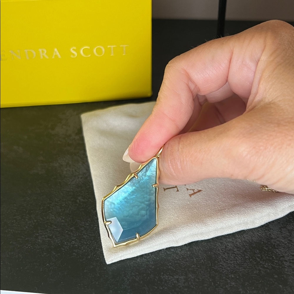 Kendra Scott Blue Teardrop Earrings and Pendant Necklace Set - Picture 6 of 6